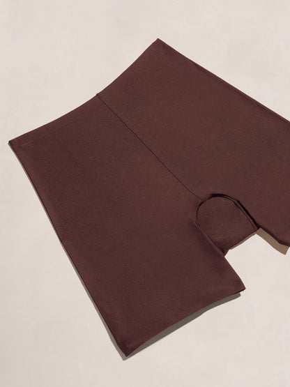 Truekind® Seamless Stretch Mid-Waist Short